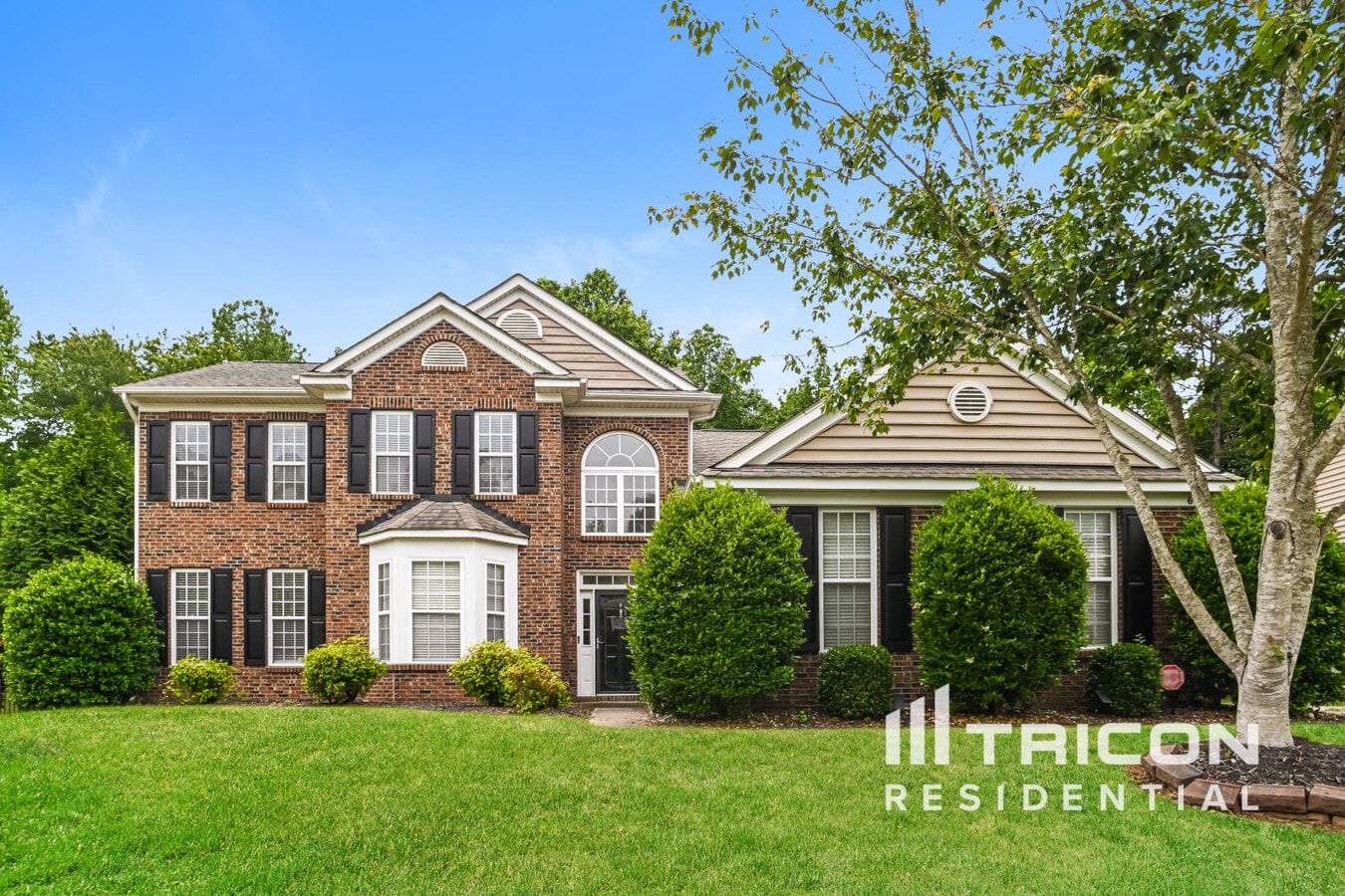 Photo - 6611 Walton Hall Ct House