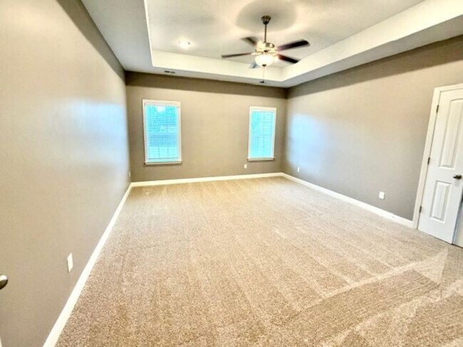 Photo - Now Leasing a 4 bedroom 3 bath home in Olive Branch