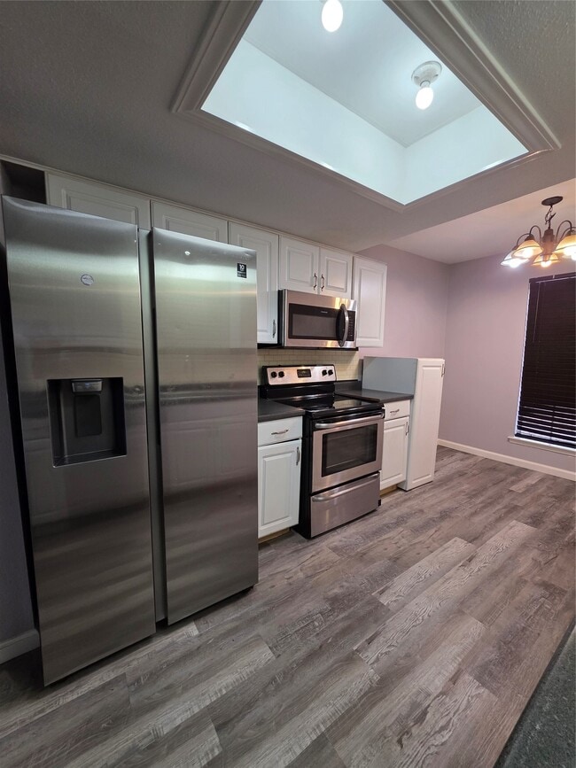 Photo - 9611 Jaywood St