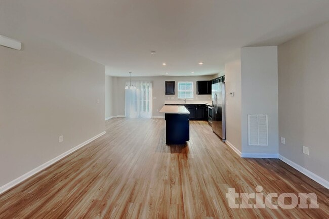 38 E Lumber Ct
