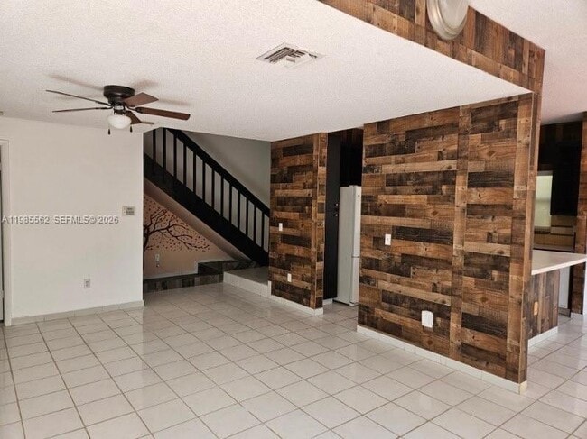 Building Photo - 6706 SW 152nd Ct