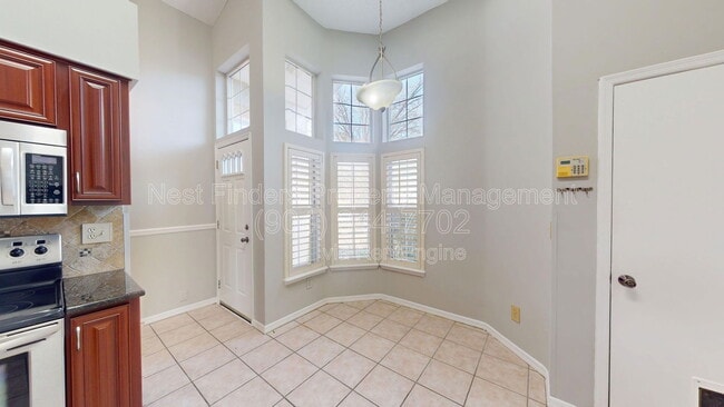 Photo - 1738 Chandelier Cir E