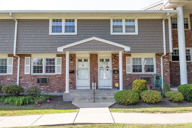 Photo - 418 Meadow St Unit E10