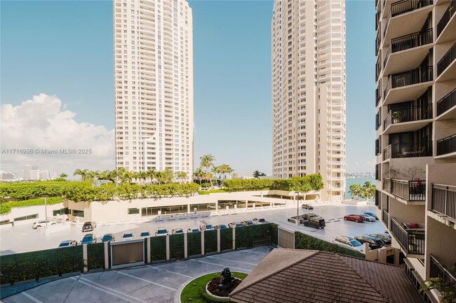 Photo - 540 Brickell Key Dr Condo Unit 706