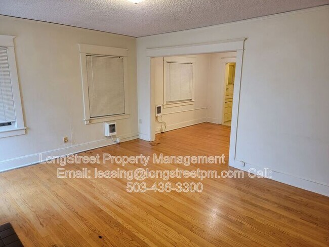 Photo - 1745 NW Jackson Ave Unit 5