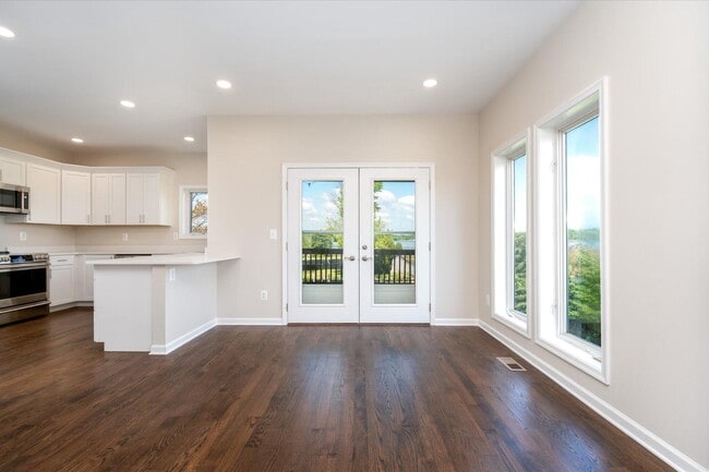 Photo - 1100 Paca Dr