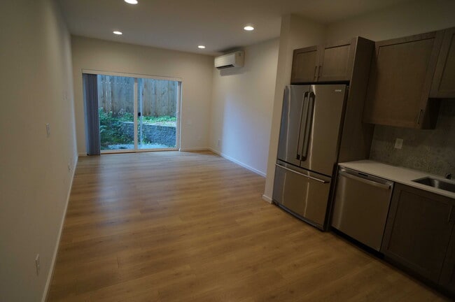 Photo - 3631 1st Ave NW