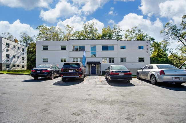 Hillvista Apartments