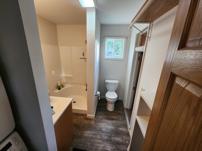 Photo - 209 Parkway Ave