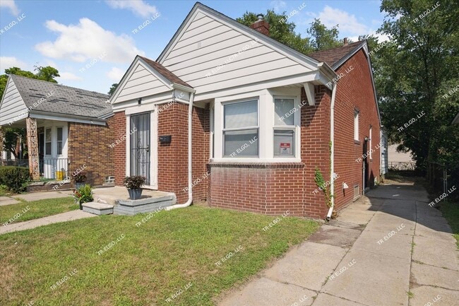 Photo - Charming 3-Bedroom Brick Ranch in highly d...