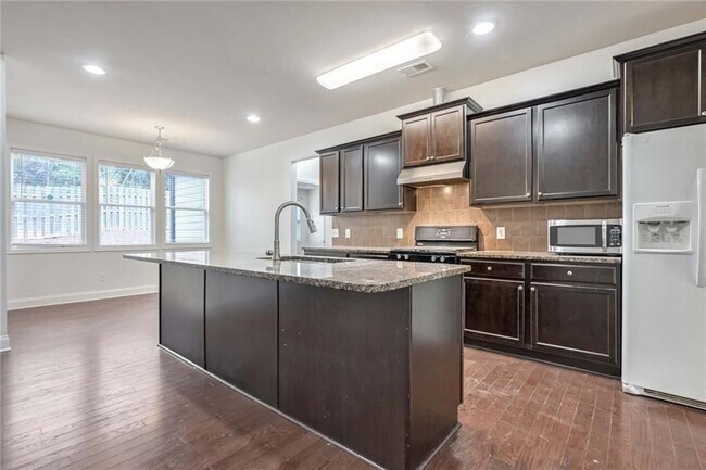 Photo - 4106 Bunker Dr SW