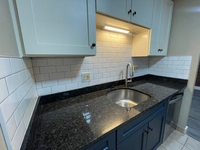 Building Photo - 123 Elm St Unit A7