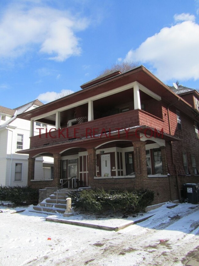 Building Photo - 450 Meigs-VR Unit 450-7 VR