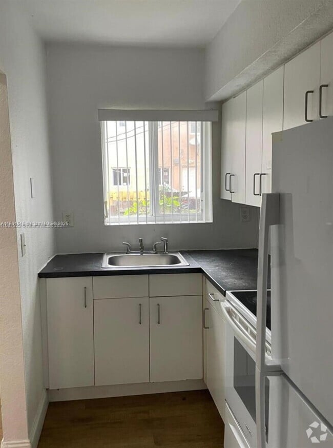 Building Photo - 307 NW 84th St Rental