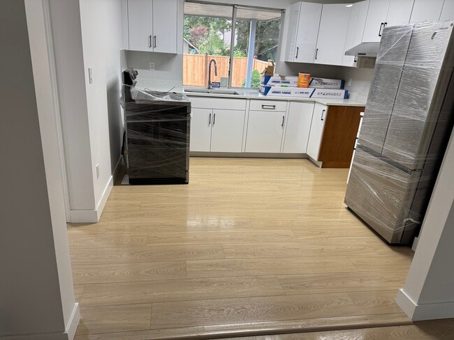 Photo - 12712 115B Av