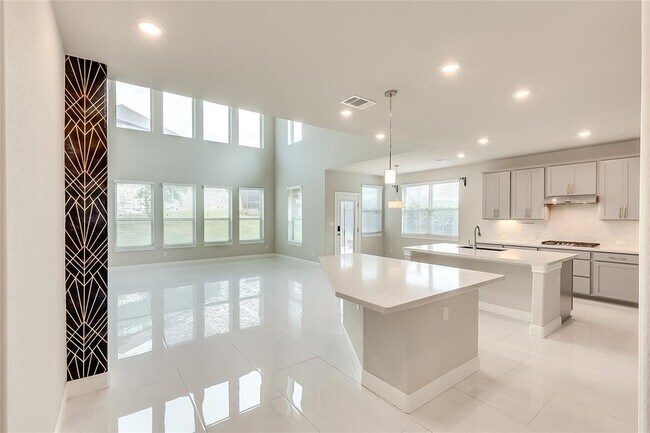 Photo - 5520 La Canada Wy