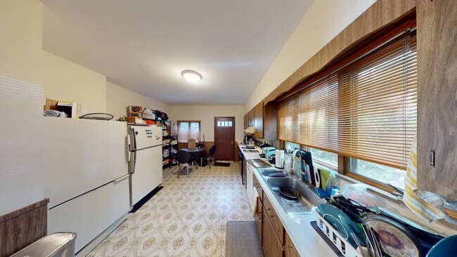 Building Photo - 1 Woodstock Ave Unit 1 Rental