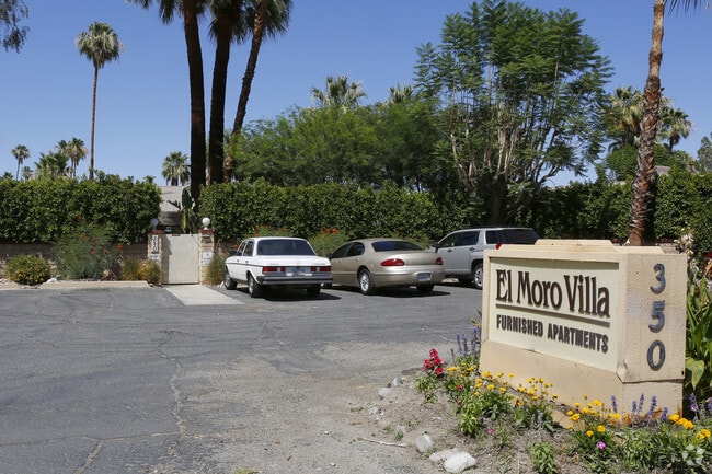 El Moro Villa Apartments - El Moro Villa Apartments