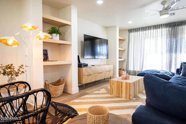 Photo - 8330 E Sells Dr House
