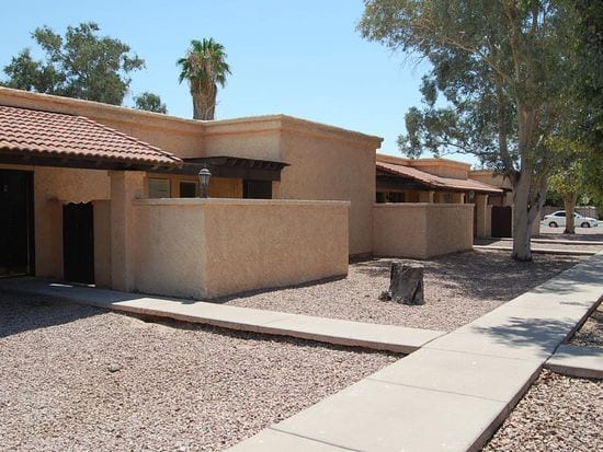 Building Photo - 735 N Arrowhead Dr Unit 3