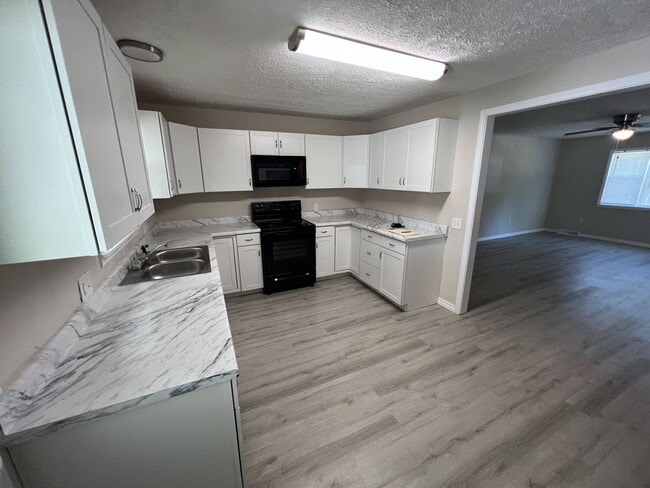 Photo - 435-437 N George Ave. Unit 437