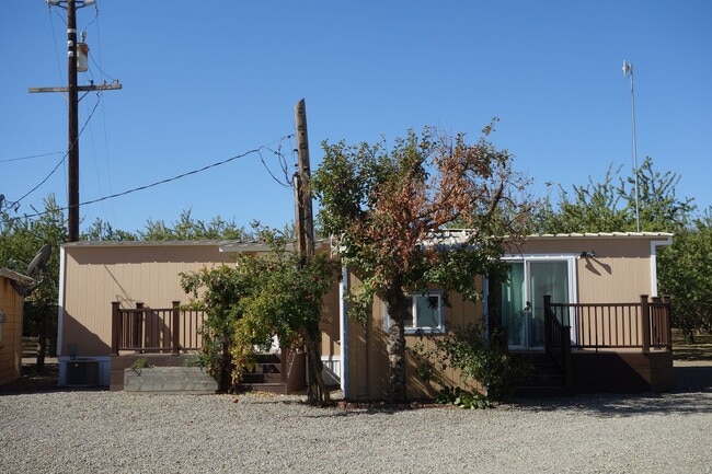 Building Photo - 32200 Russell Blvd