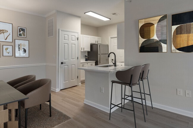 Columns at Wakefield apartments — community photo