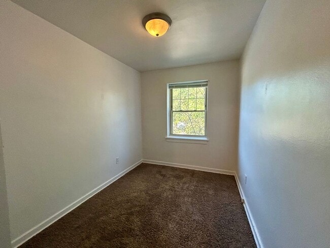 Photo - SPACIOUS 3 BEDROOM TOWNHOME Unit 1201