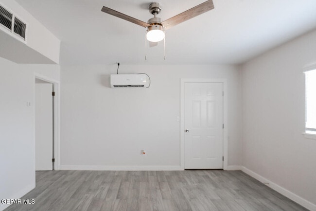 Photo - 2523 Nations Ave Unit B
