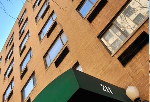 Photo - Gramercy Court