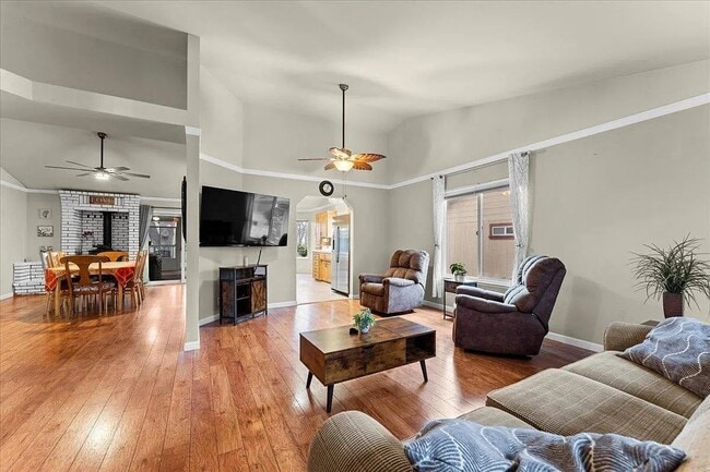 Photo - 503 Hillcrest Ave