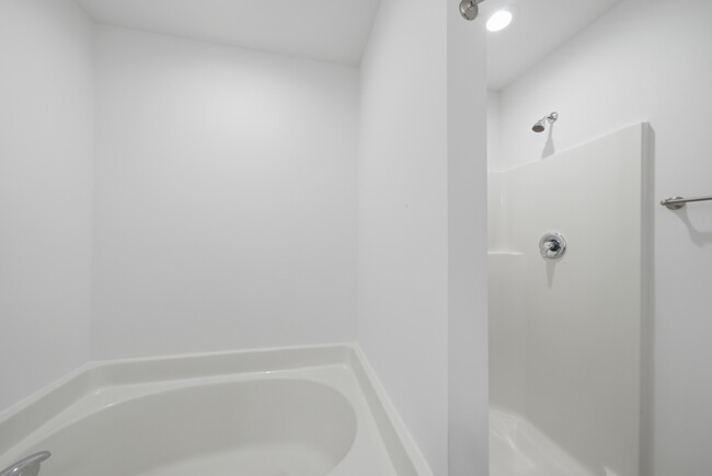 Photo - 410 Leighann Ridge Ln