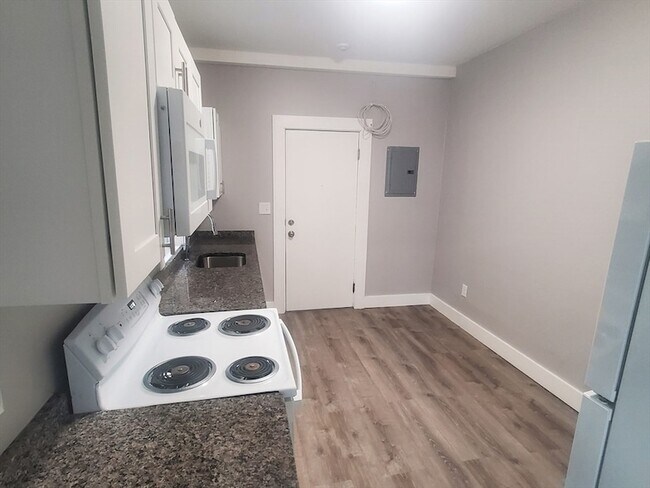 Photo - 738 Washington St Unit 11