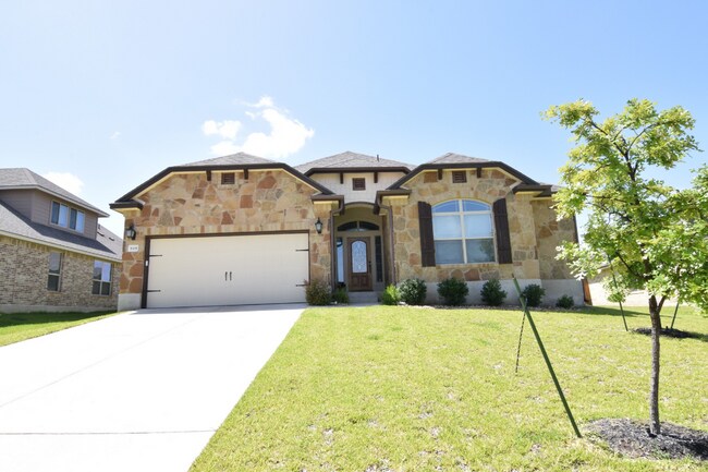 Building Photo - 818 Valentino Dr