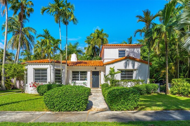 Photo - 641 NE 57th St Casa