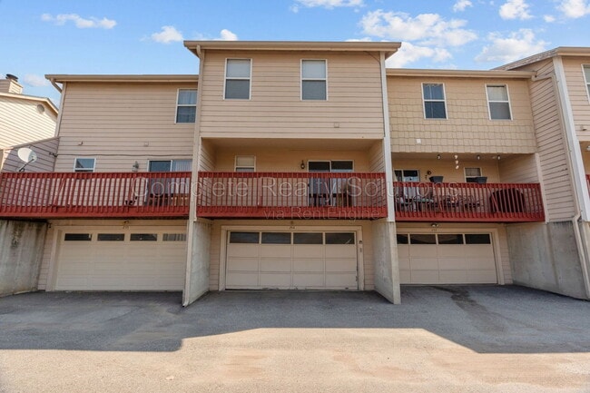 254 Carmel Woods Dr