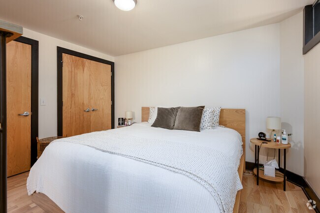 2BR, 2.5BA - 1,035SF - Primary Bedroom