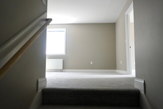 371 Lincoln St Unit 1B