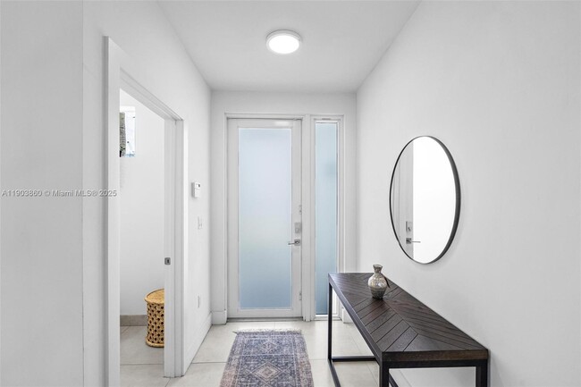 Photo - 10330 NW 68th St