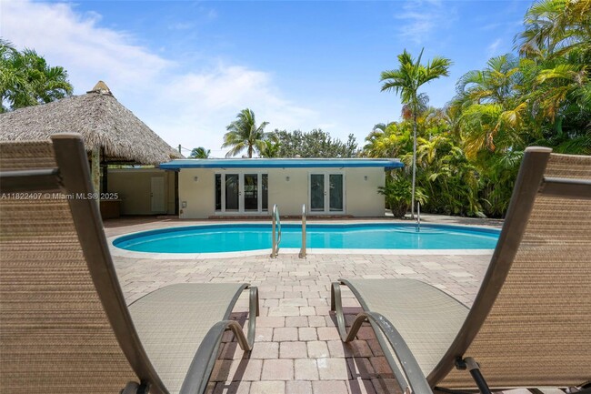 Building Photo - 12730 Ixora Rd Rental