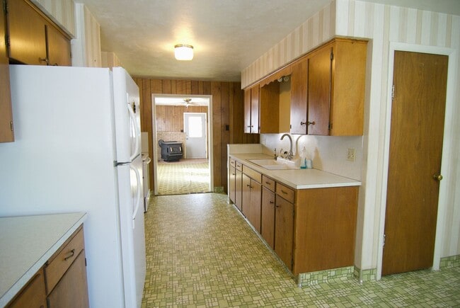 Photo - 10923 N 36th E