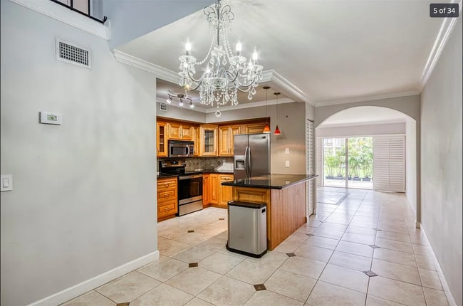 Photo - 382 Golfview Rd