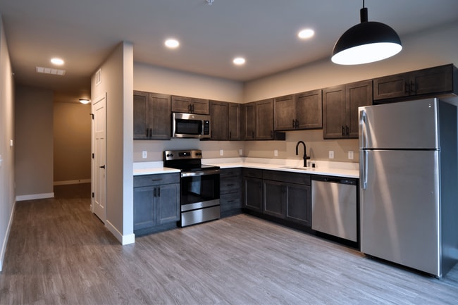 Photo - Beaverbrook Apartments