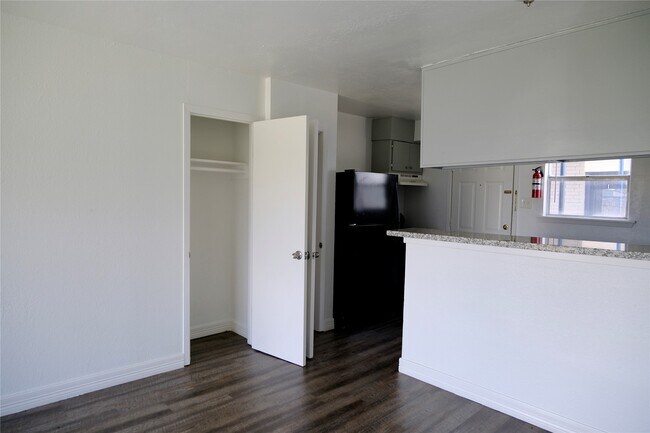 Photo - 5602 Market St Unidad 11