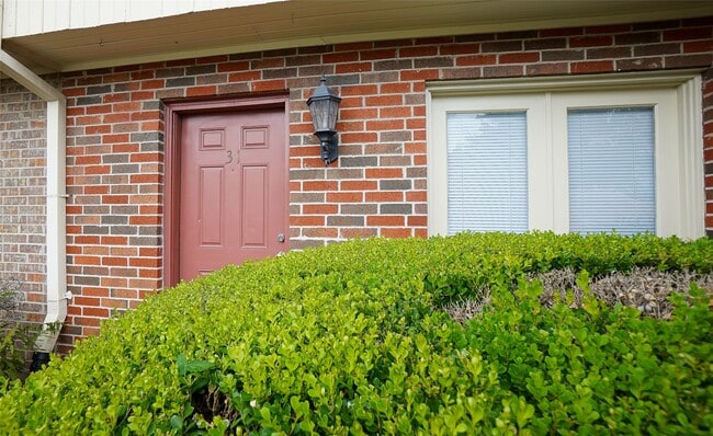 Photo - 6111 Beverly Hill St Unit 31