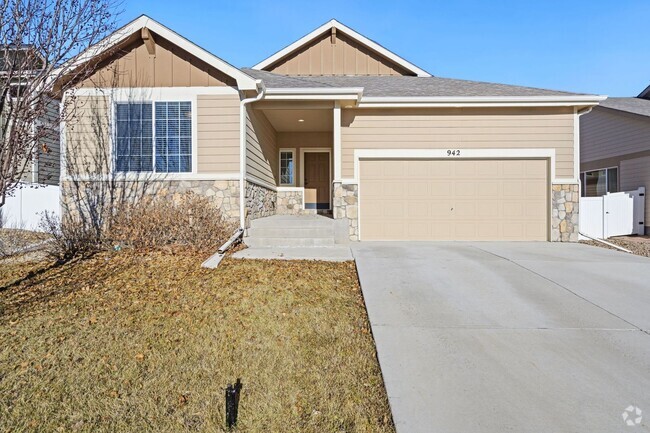 Building Photo - 3 Bedroom, 2 Bath Open floor Plan Home!