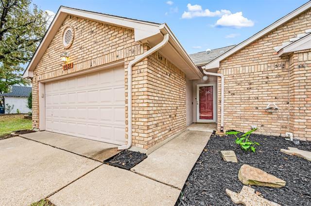 Photo - 1037 Colony St