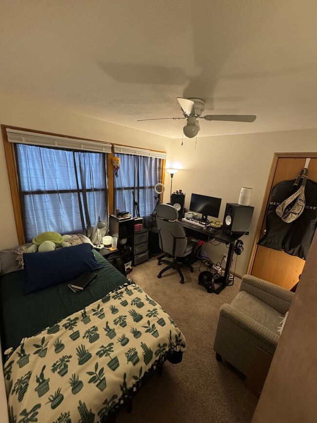 Photo - 2104-2106 E 58th St Unidad 2106