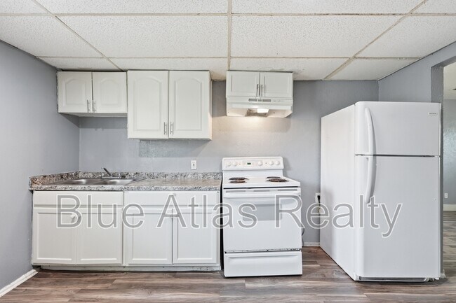 Photo - 2215 Riverview Dr