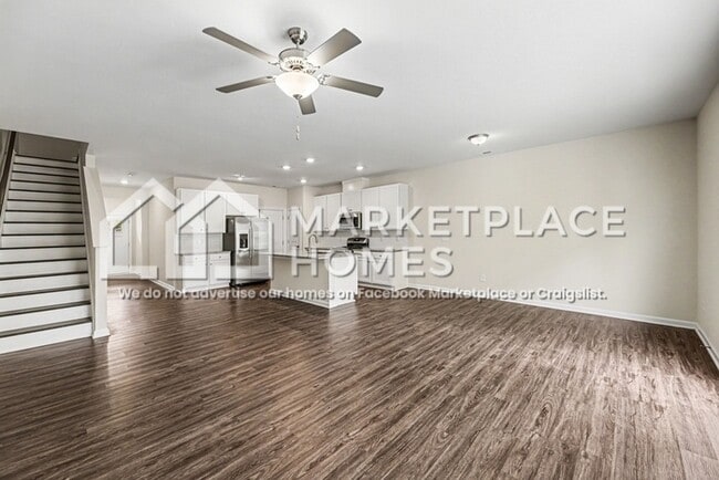 Photo - 1209 Alston Rdg Ct